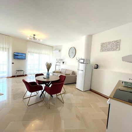 Trani Suite - Moro 10 Bagian luar foto