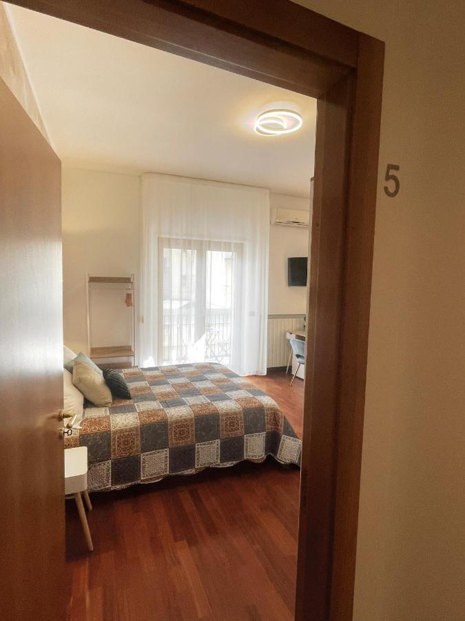 Trani Suite - Moro 10 Bagian luar foto